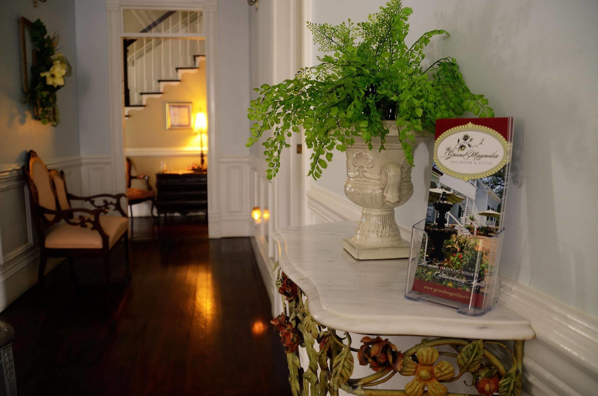 Grand Magnolia Ballroom & Suites Pascagoula Bagian luar foto