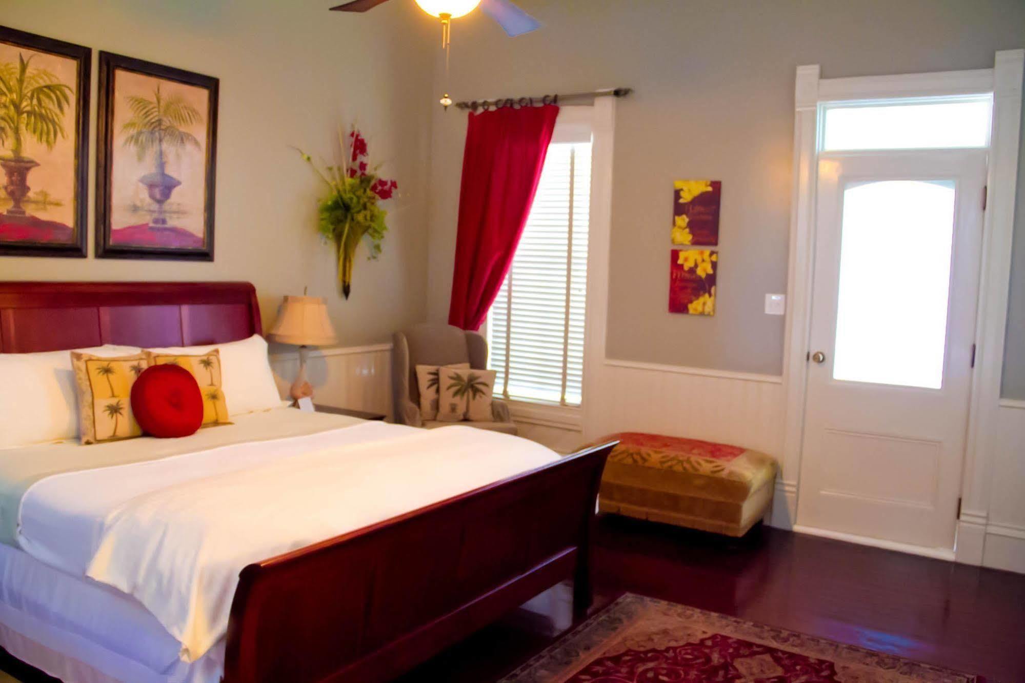 Grand Magnolia Ballroom & Suites Pascagoula Bagian luar foto