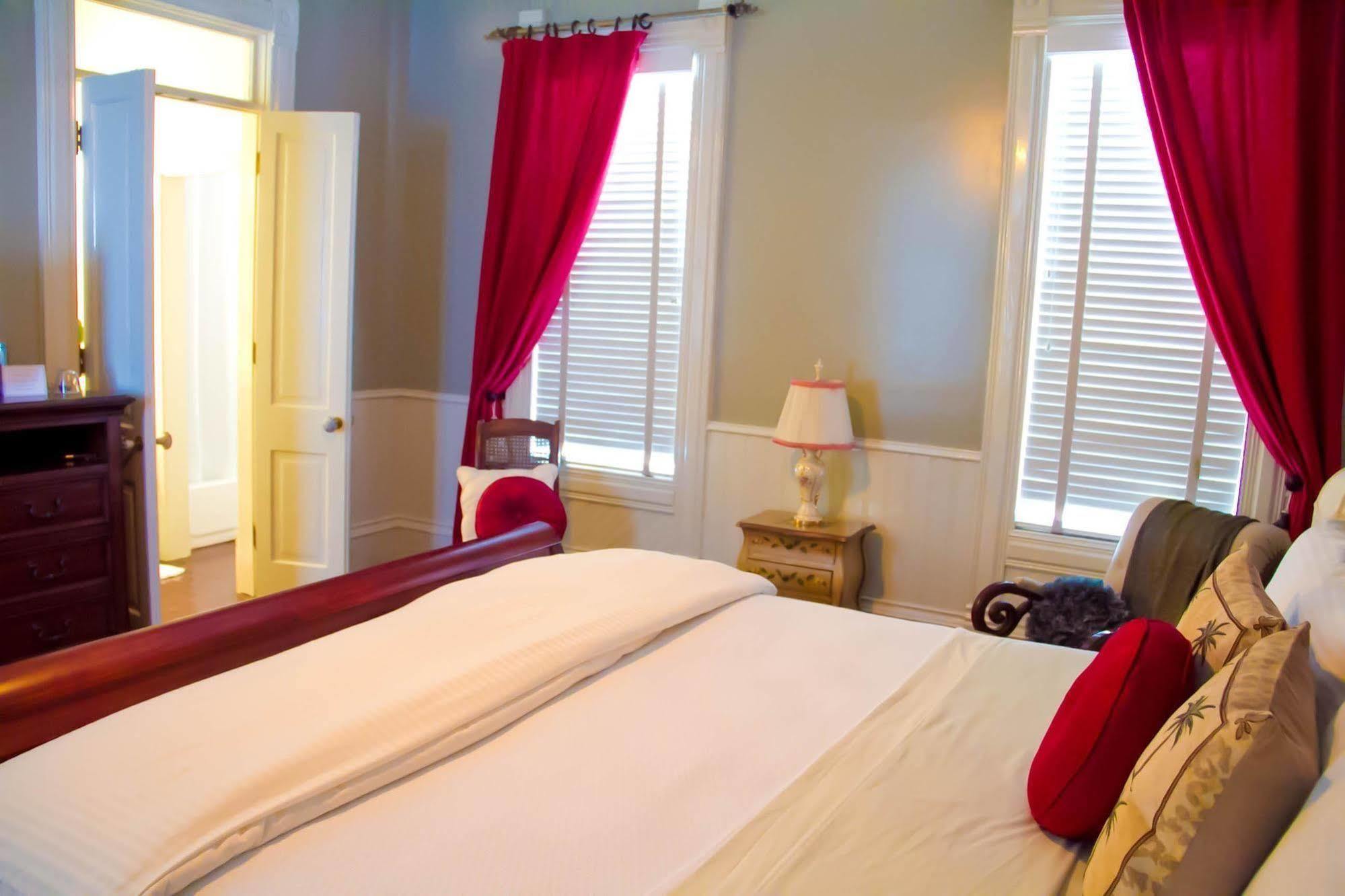 Grand Magnolia Ballroom & Suites Pascagoula Bagian luar foto